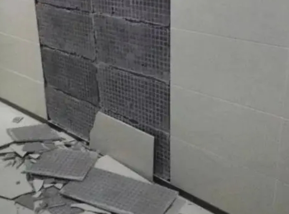 阳朔瓷砖空鼓维修公司分享下阳朔墙砖松动维修的知识